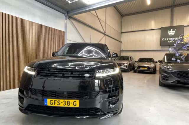 Land Rover Range Rover Sport (2023) thumbnail 3