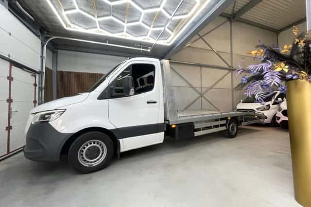 Mercedes-Benz Sprinter (2018) thumbnail 3