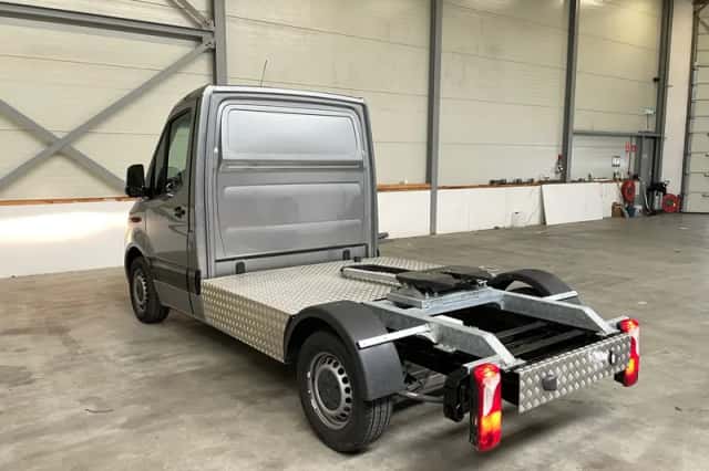 Mercedes-Benz Sprinter (2020) thumbnail 6