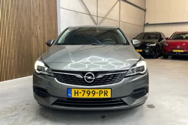 Opel Astra (2020) thumbnail 3