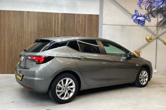 Opel Astra (2020) thumbnail 5
