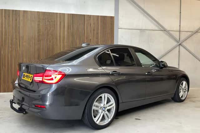 BMW 3-Serie (2015) thumbnail 5