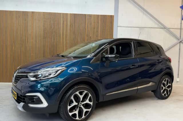 Renault Captur (2018) thumbnail 2