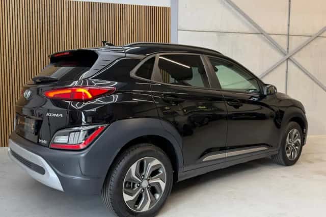 Hyundai Kona (2022) thumbnail 5