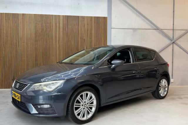 SEAT Leon (2019) thumbnail 2