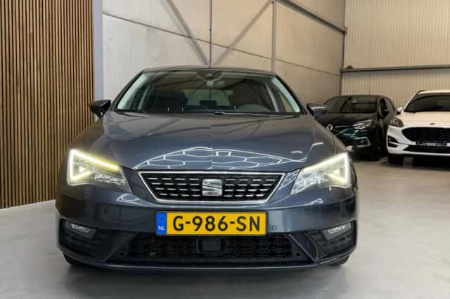 SEAT Leon (2019) thumbnail 3