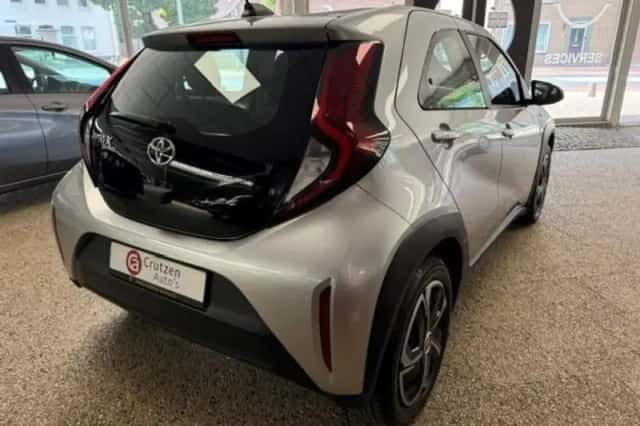 Toyota Aygo X (2023) thumbnail 3
