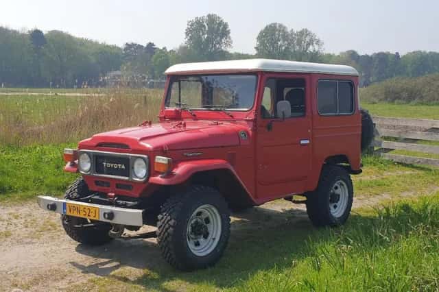 Toyota Land Cruiser (1979) thumbnail 1