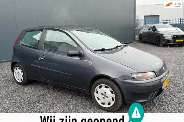 Fiat Punto (2002) thumbnail 1