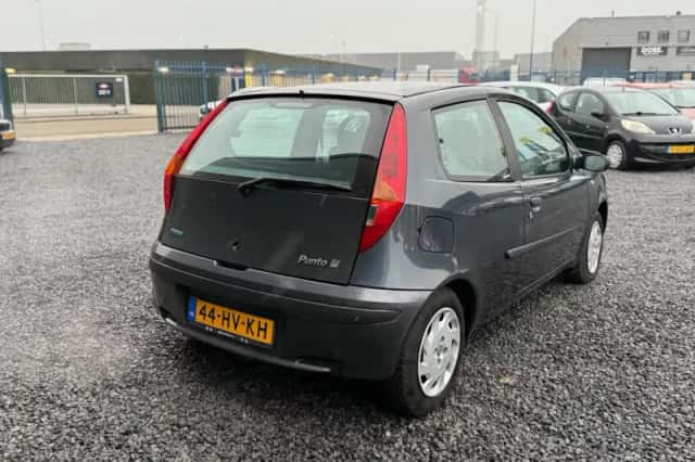 Fiat Punto (2002) thumbnail 4