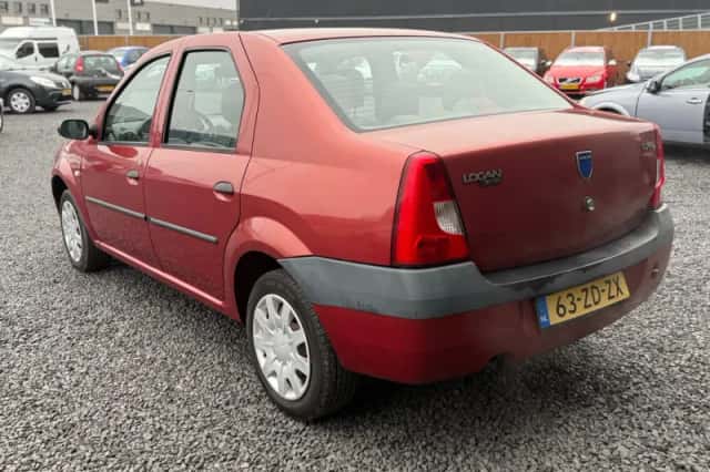 Dacia Logan (2008) thumbnail 5