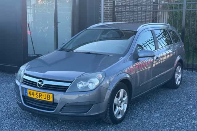Opel Astra (2006) thumbnail 3