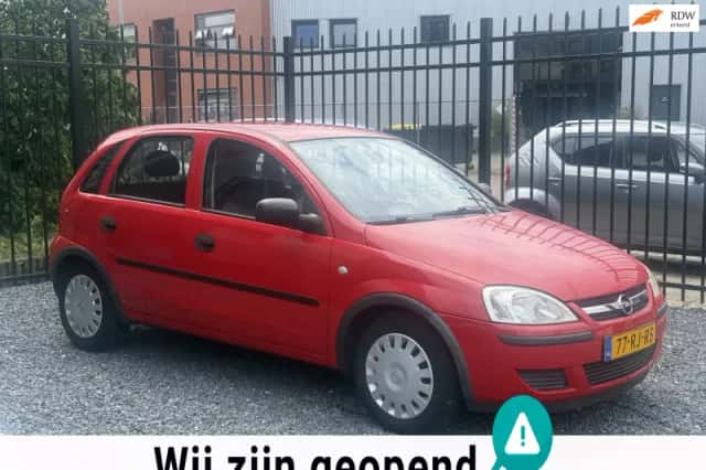 Opel Corsa (2005) thumbnail 1