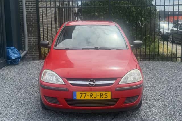 Opel Corsa (2005) thumbnail 2
