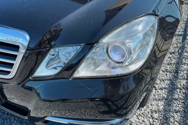 Mercedes-Benz E-Klasse (2011) thumbnail 6
