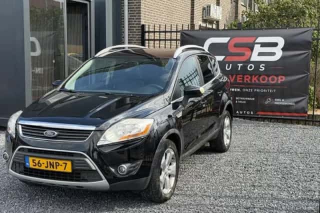 Ford Kuga (2009) thumbnail 3
