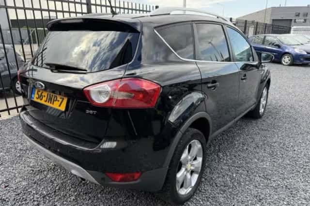 Ford Kuga (2009) thumbnail 5