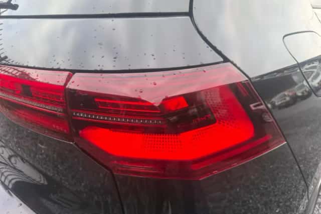 Volkswagen Golf (2022) thumbnail 6