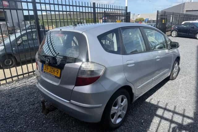 Honda Jazz (2009) thumbnail 5
