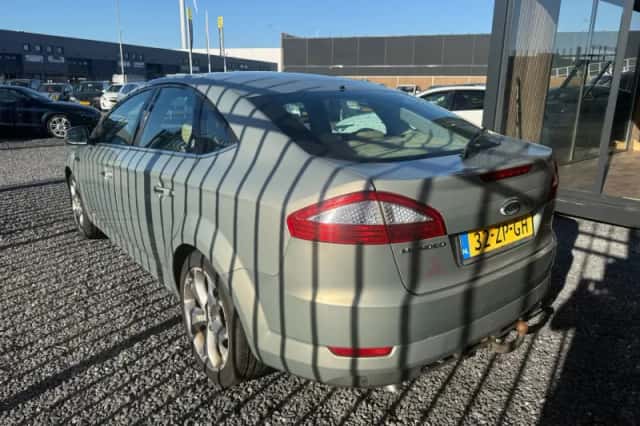 Ford Mondeo (2008) thumbnail 4