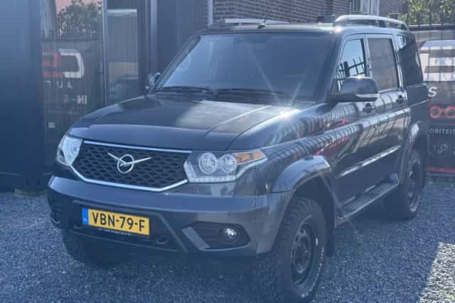 UAZ Patriot (2019) thumbnail 3