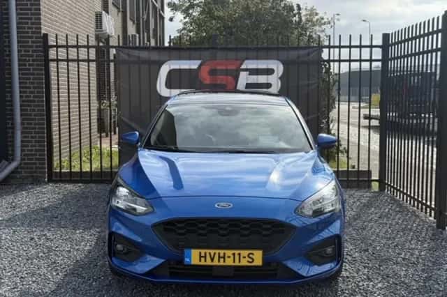 Ford Focus (2020) thumbnail 2