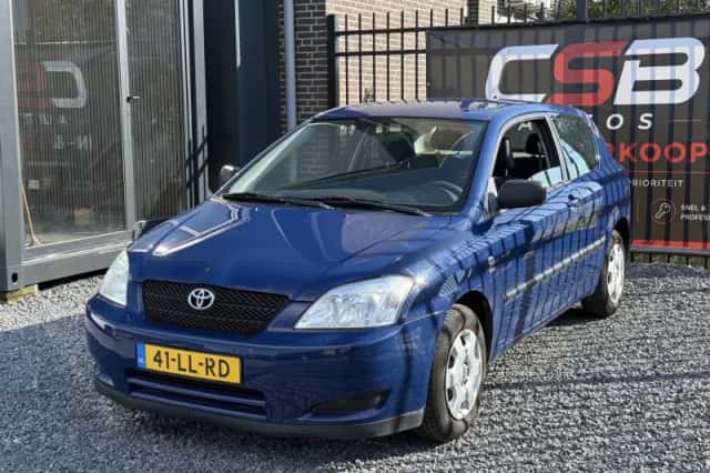 Toyota Corolla (2003) thumbnail 3