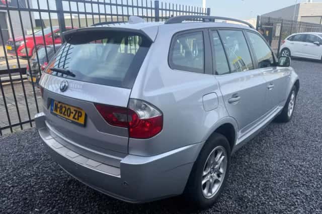BMW X3 (2006) thumbnail 5