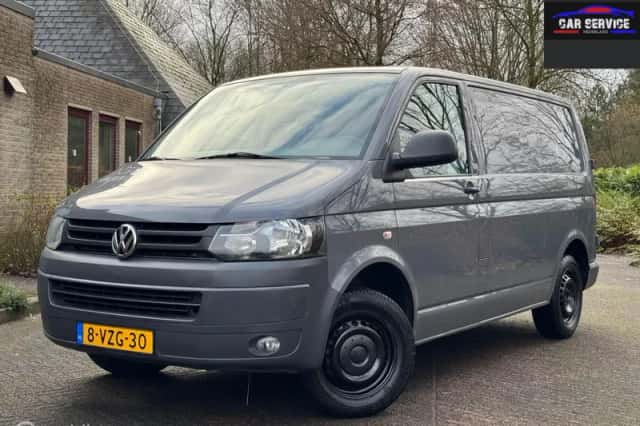 Volkswagen Transporter (2012) thumbnail 1