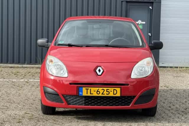 Renault Twingo (2010) thumbnail 3