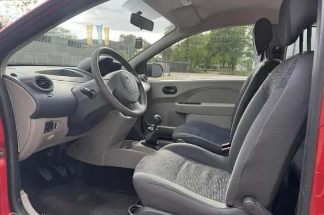 Renault Twingo (2010) thumbnail 6