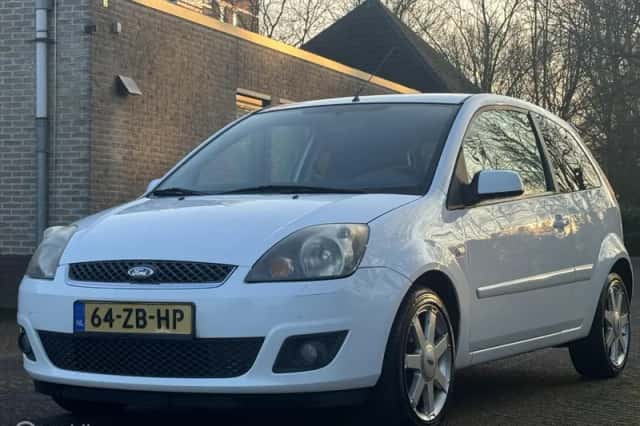 Ford Fiesta (2007) thumbnail 5