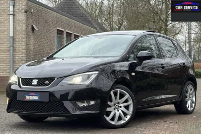 SEAT Ibiza (2017) thumbnail 1