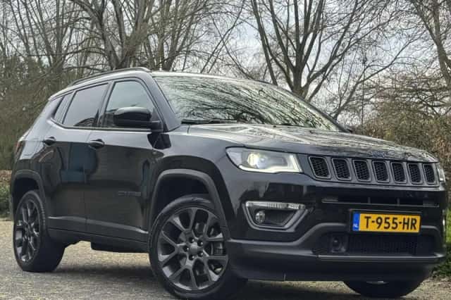 Jeep Compass (2021) thumbnail 2
