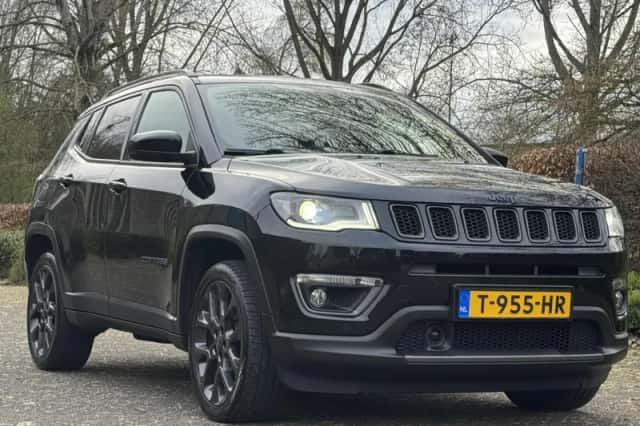 Jeep Compass (2021) thumbnail 4