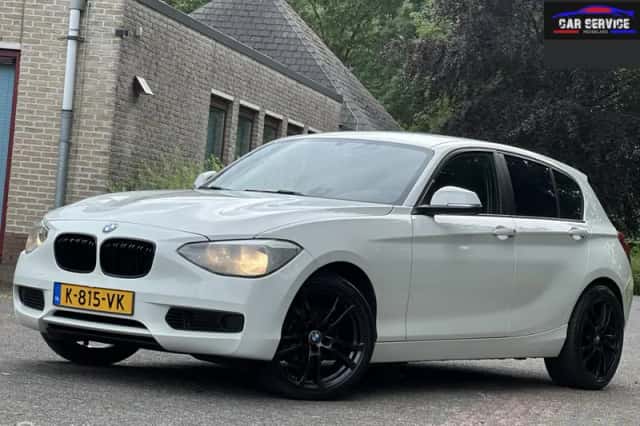 BMW 1-Serie (2012) thumbnail 1