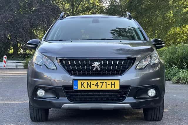Peugeot 2008 (2016) thumbnail 3