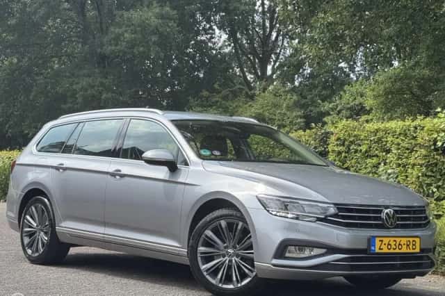 Volkswagen Passat (2020) thumbnail 2