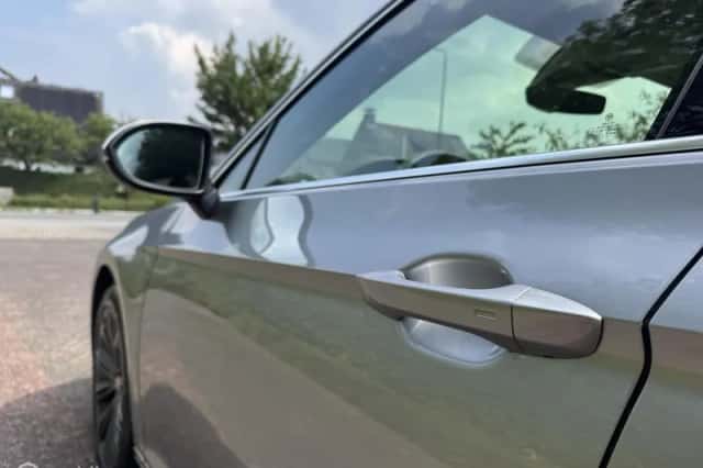 Volkswagen Passat (2020) thumbnail 6