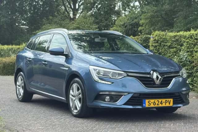 Renault Mégane (2018) thumbnail 4