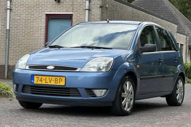Ford Fiesta (2003) thumbnail 5