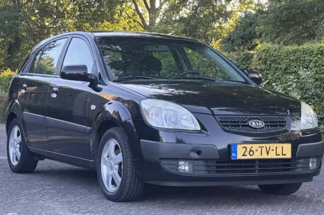 Kia Rio (2007) thumbnail 4