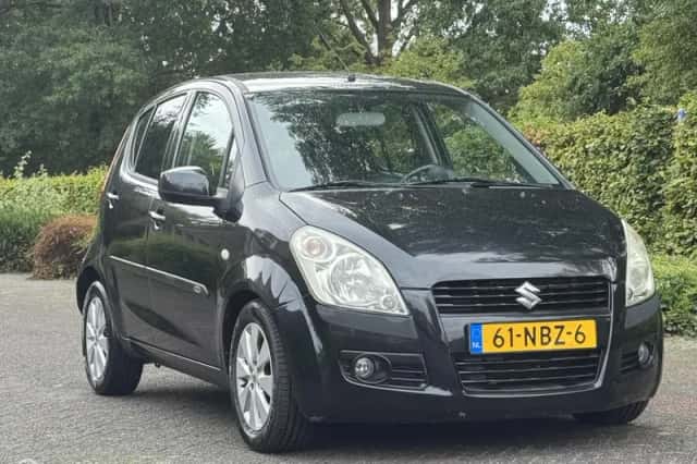 Suzuki Splash (2010) thumbnail 4