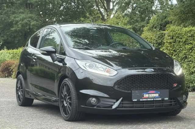 Ford Fiesta (2017) thumbnail 4