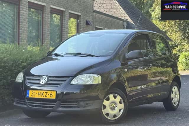 Volkswagen Fox (2009) thumbnail 1