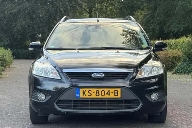 Ford Focus (2011) thumbnail 3