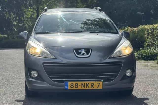 Peugeot 207 (2010) thumbnail 3