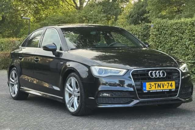 Audi A3 (2014) thumbnail 4