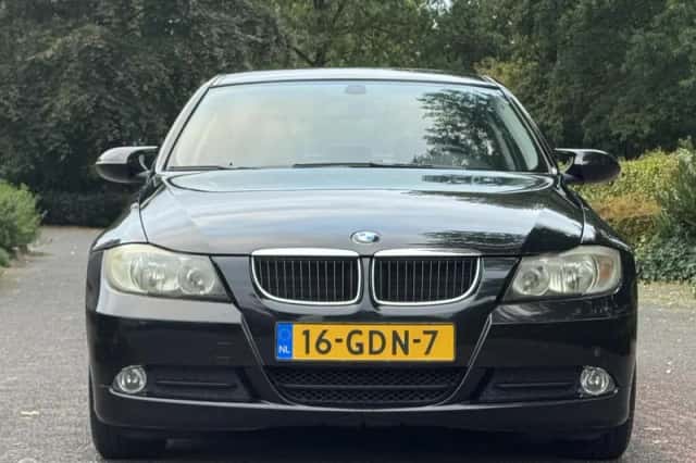 BMW 3-Serie (2008) thumbnail 3