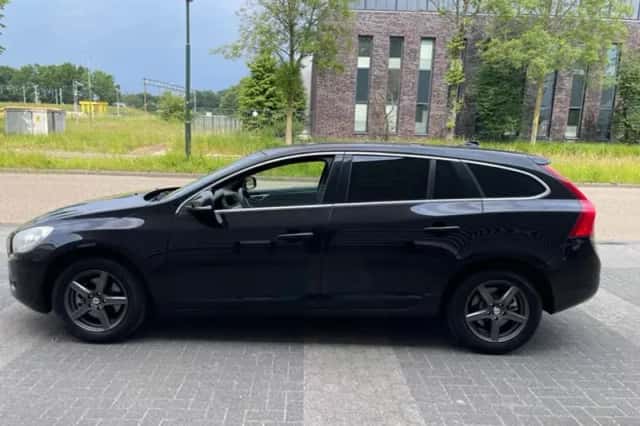 Volvo V60 (2011) thumbnail 5